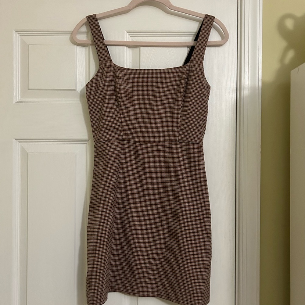 NWT Abercrombie and Fitch 90s Pinafore Dress